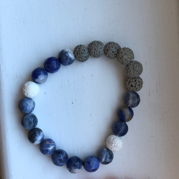 Natural store and Lawa Beads Bracelet - Picture 3 of 8